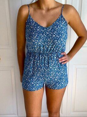 Spaghetti Strap Floral Romper Size: S